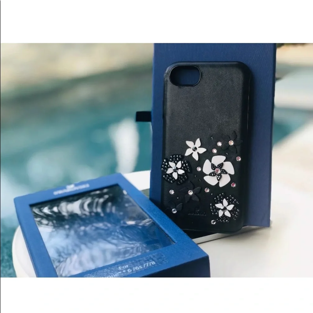 SWAROVSKI MAZY SMARTPHONE CASE W/ INTEGRATED BUMPER, IPHONE 6,7,8, BLACK 5427019